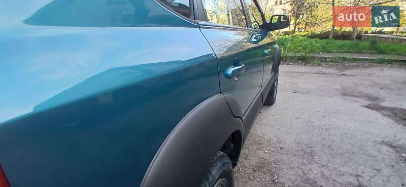 Позашляховик / Кросовер Hyundai Tucson 2004 в Коломиї фото 8 Позашляховик / Кросовер Hyundai Tucson 2004 в Коломиї