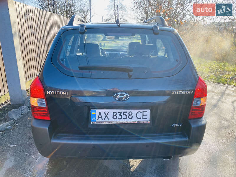 Внедорожник / Кроссовер Hyundai Tucson 2009 в Харькове