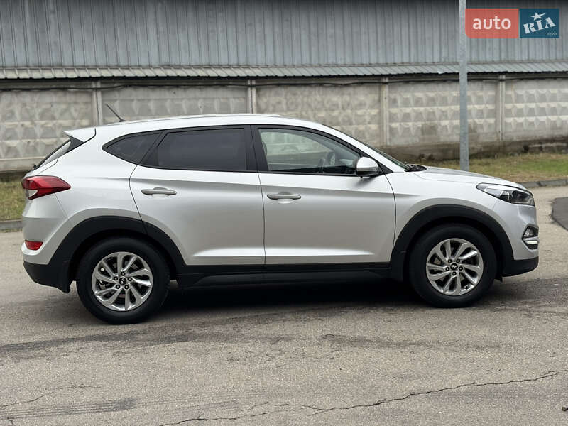 Внедорожник / Кроссовер Hyundai Tucson 2017 в Киеве
