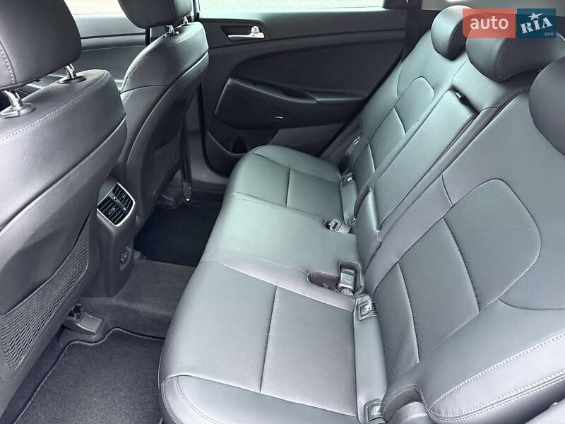 Позашляховик / Кросовер Hyundai Tucson 2019 в Гнівані