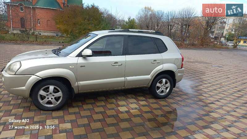 Позашляховик / Кросовер Hyundai Tucson 2006 в Гайсину