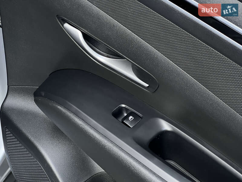 Позашляховик / Кросовер Hyundai Tucson 2023 в Києві