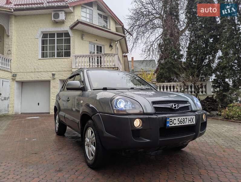 Внедорожник / Кроссовер Hyundai Tucson 2011 в Ровно фото Внедорожник / Кроссовер Hyundai Tucson 2011 в Ровно