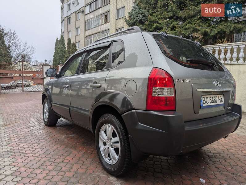 Внедорожник / Кроссовер Hyundai Tucson 2011 в Ровно фото 14 Внедорожник / Кроссовер Hyundai Tucson 2011 в Ровно