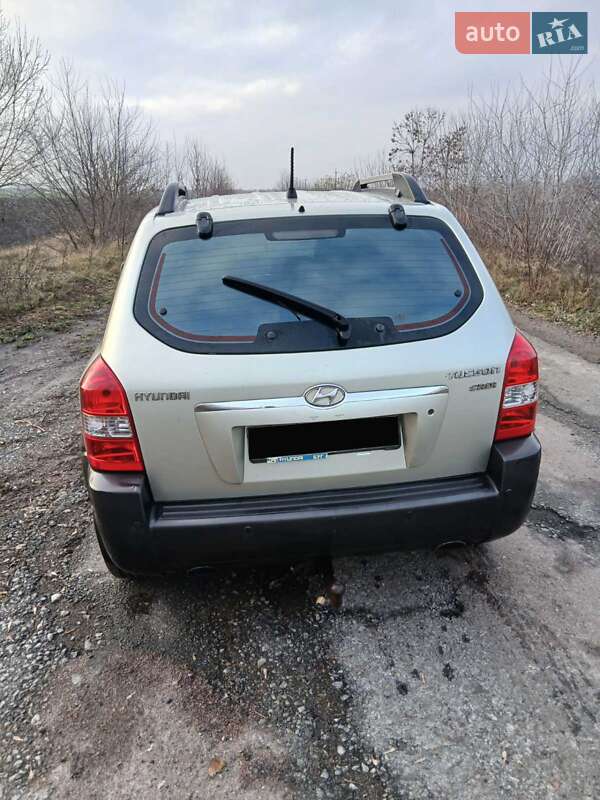 Внедорожник / Кроссовер Hyundai Tucson 2007 в Бурыни фото 2 Внедорожник / Кроссовер Hyundai Tucson 2007 в Бурыни