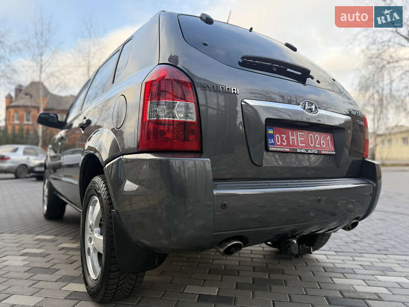 Позашляховик / Кросовер Hyundai Tucson 2009 в Полтаві