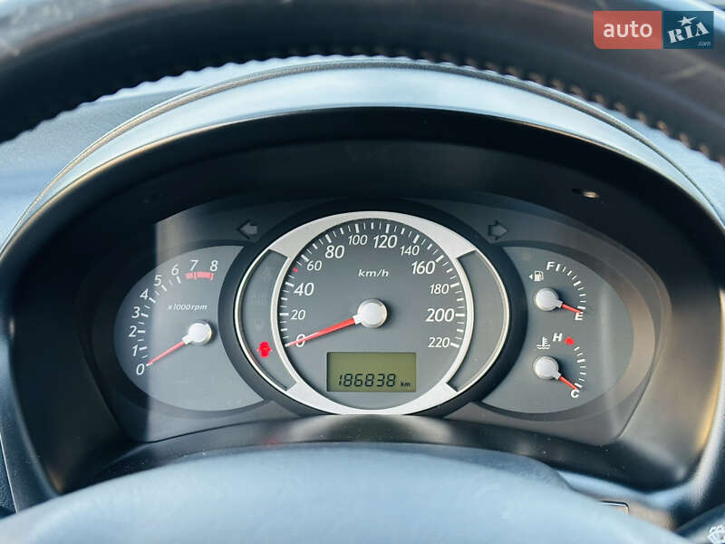 Позашляховик / Кросовер Hyundai Tucson 2008 в Харкові фото 27 Позашляховик / Кросовер Hyundai Tucson 2008 в Харкові