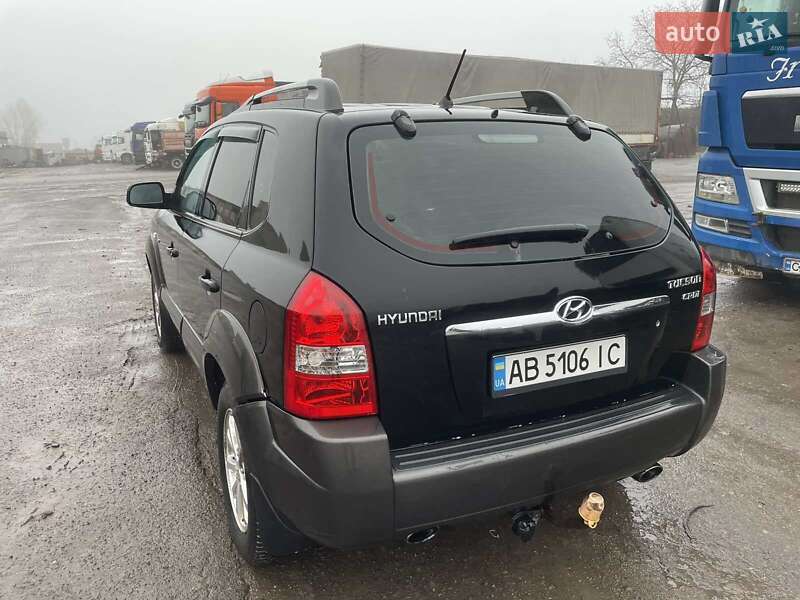 Позашляховик / Кросовер Hyundai Tucson 2004 в Томашполі