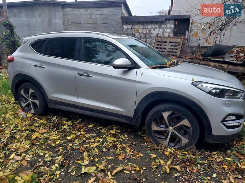 Позашляховик / Кросовер Hyundai Tucson 2016 в Одесі