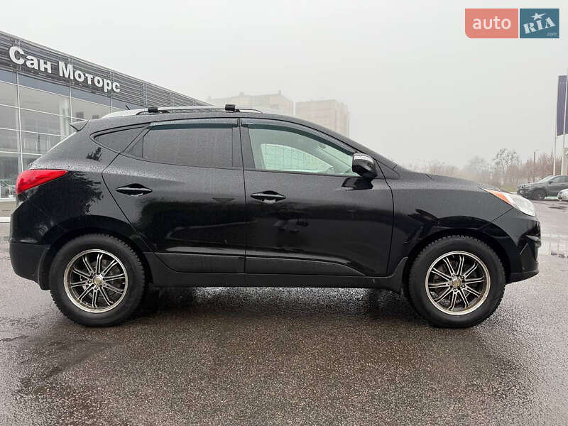 Позашляховик / Кросовер Hyundai Tucson 2012 в Полтаві