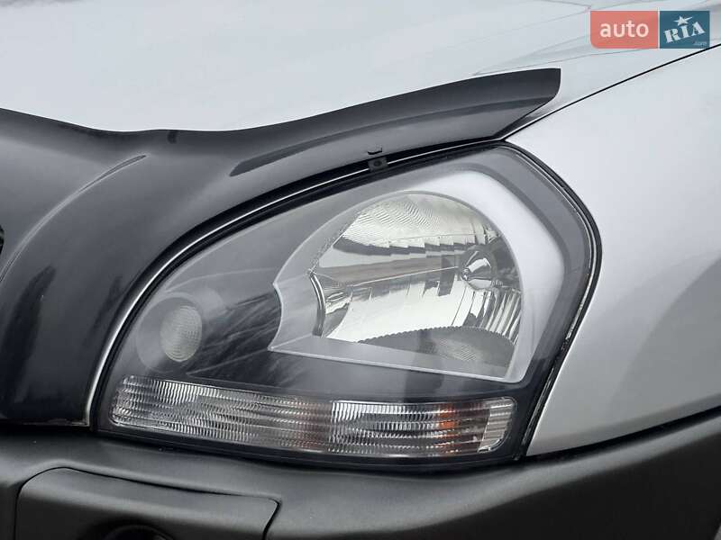 Позашляховик / Кросовер Hyundai Tucson 2011 в Охтирці