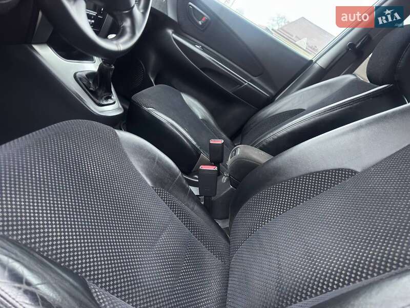 Позашляховик / Кросовер Hyundai Tucson 2011 в Охтирці