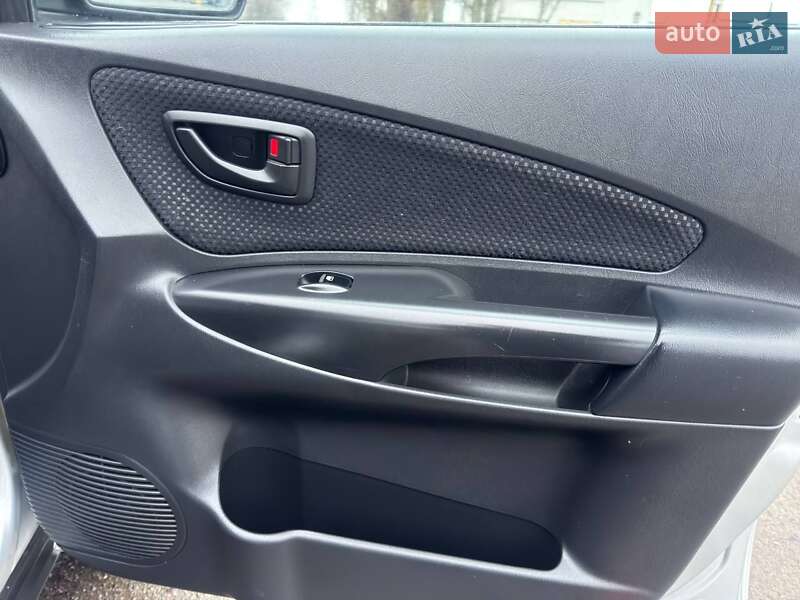 Позашляховик / Кросовер Hyundai Tucson 2011 в Охтирці