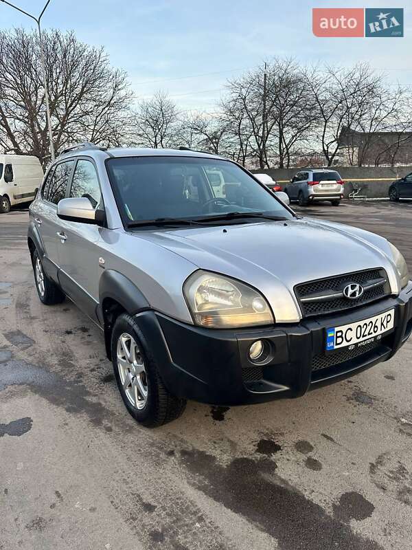 Позашляховик / Кросовер Hyundai Tucson 2005 в Львові