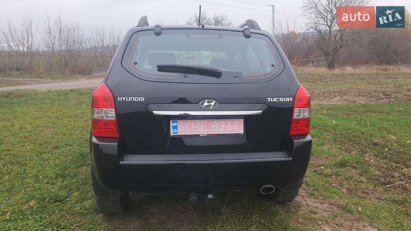 Позашляховик / Кросовер Hyundai Tucson 2009 в Рівному фото 11 Позашляховик / Кросовер Hyundai Tucson 2009 в Рівному