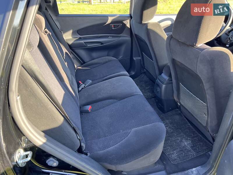 Позашляховик / Кросовер Hyundai Tucson 2009 в Рівному фото 15 Позашляховик / Кросовер Hyundai Tucson 2009 в Рівному