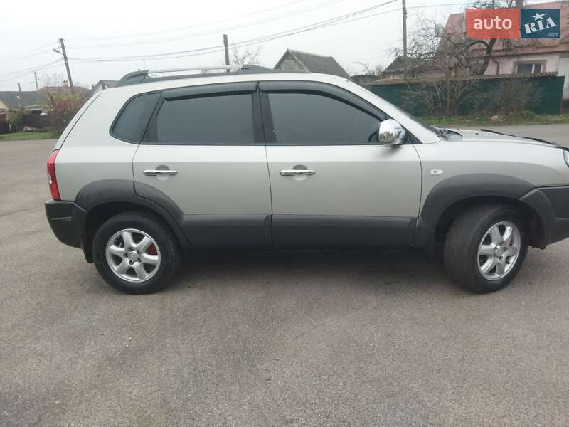 Внедорожник / Кроссовер Hyundai Tucson 2008 в Изяславе фото 3 Внедорожник / Кроссовер Hyundai Tucson 2008 в Изяславе