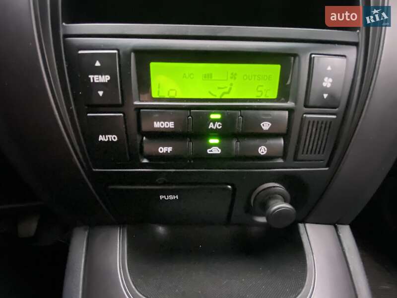 Позашляховик / Кросовер Hyundai Tucson 2006 в Рівному фото 24 Позашляховик / Кросовер Hyundai Tucson 2006 в Рівному