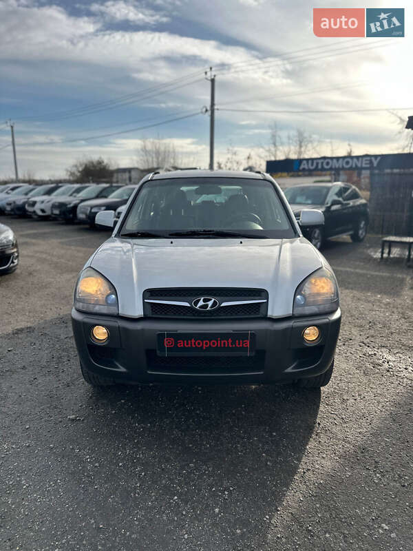 Позашляховик / Кросовер Hyundai Tucson 2012 в Білогородці