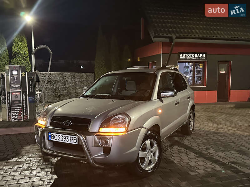 Внедорожник / Кроссовер Hyundai Tucson 2004 в Самборе