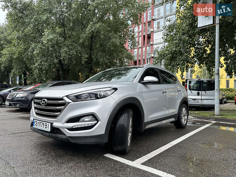 Внедорожник / Кроссовер Hyundai Tucson 2016 в Киеве