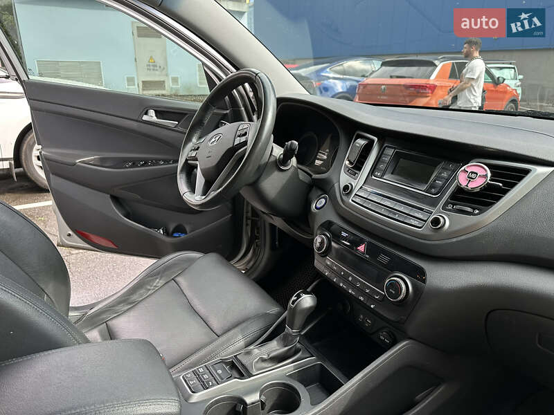 Внедорожник / Кроссовер Hyundai Tucson 2016 в Киеве