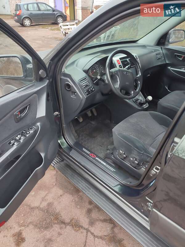 Позашляховик / Кросовер Hyundai Tucson 2007 в Прилуках фото 6 Позашляховик / Кросовер Hyundai Tucson 2007 в Прилуках