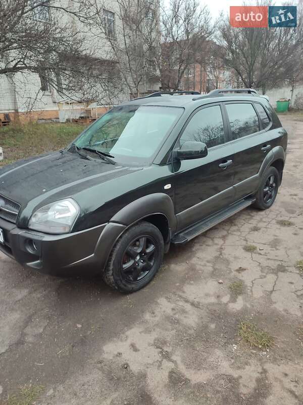 Позашляховик / Кросовер Hyundai Tucson 2007 в Прилуках фото 9 Позашляховик / Кросовер Hyundai Tucson 2007 в Прилуках