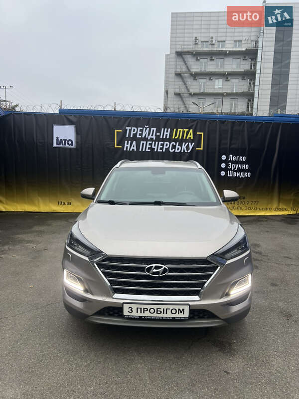 Позашляховик / Кросовер Hyundai Tucson 2019 в Києві
