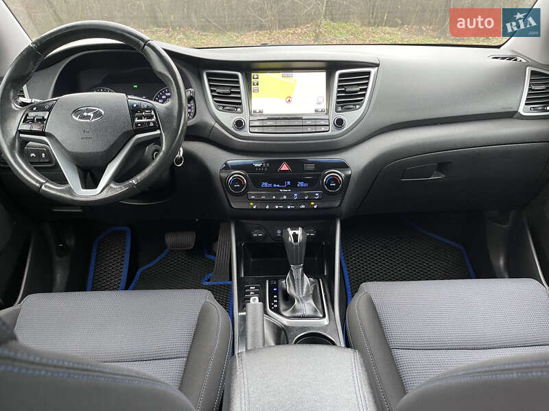 Внедорожник / Кроссовер Hyundai Tucson 2017 в Новоархангельске