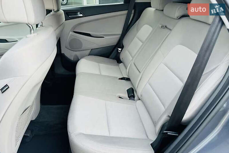 Внедорожник / Кроссовер Hyundai Tucson 2015 в Киеве фото 11 Внедорожник / Кроссовер Hyundai Tucson 2015 в Киеве