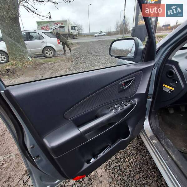 Позашляховик / Кросовер Hyundai Tucson 2007 в Львові