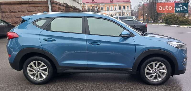 Внедорожник / Кроссовер Hyundai Tucson 2016 в Киеве