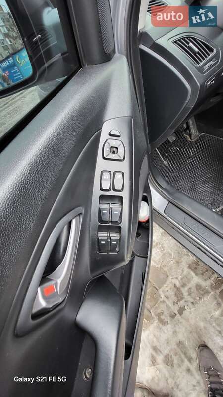 Позашляховик / Кросовер Hyundai Tucson 2015 в Кривому Розі