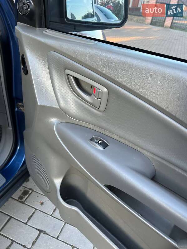 Позашляховик / Кросовер Hyundai Tucson 2005 в Калинівці