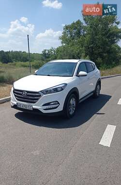 Внедорожник / Кроссовер Hyundai Tucson 2016 в Каменском