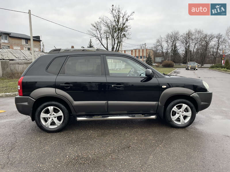 Позашляховик / Кросовер Hyundai Tucson 2006 в Лубнах