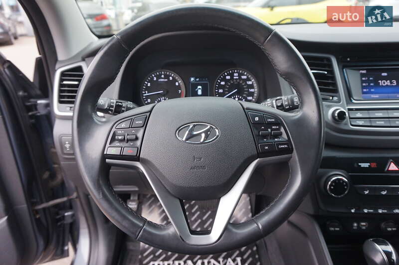 Позашляховик / Кросовер Hyundai Tucson 2015 в Одесі