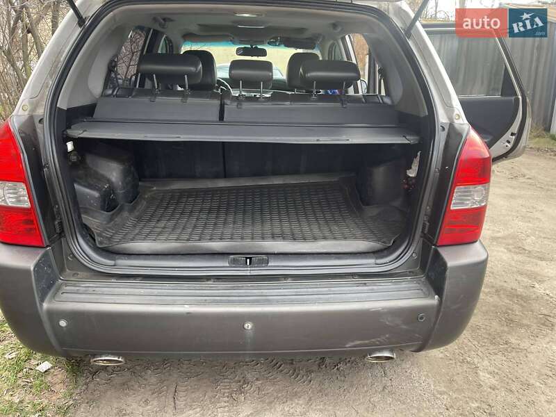 Позашляховик / Кросовер Hyundai Tucson 2007 в Києві