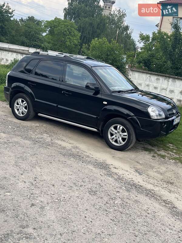 Внедорожник / Кроссовер Hyundai Tucson 2006 в Дубно