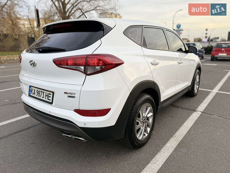 Позашляховик / Кросовер Hyundai Tucson 2015 в Києві фото 2 Позашляховик / Кросовер Hyundai Tucson 2015 в Києві