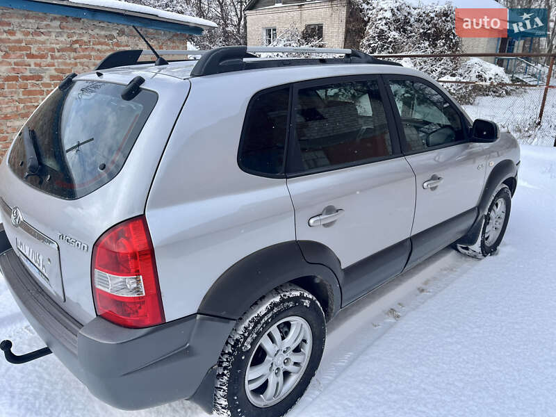 Позашляховик / Кросовер Hyundai Tucson 2006 в Путивлі