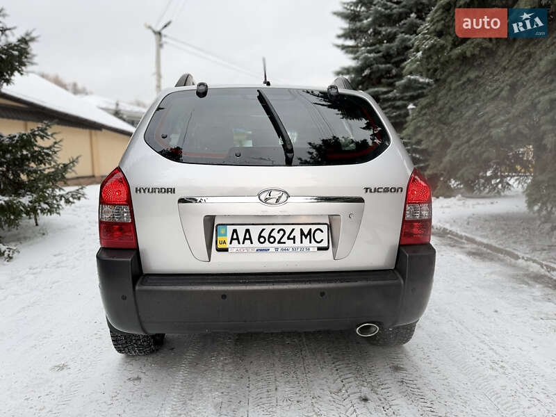 Позашляховик / Кросовер Hyundai Tucson 2006 в Києві