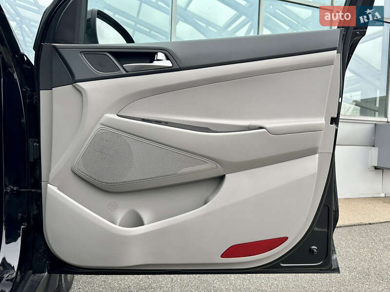 Внедорожник / Кроссовер Hyundai Tucson 2020 в Киеве