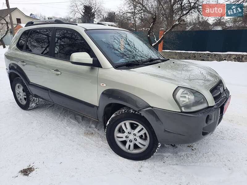 Позашляховик / Кросовер Hyundai Tucson 2006 в Полтаві