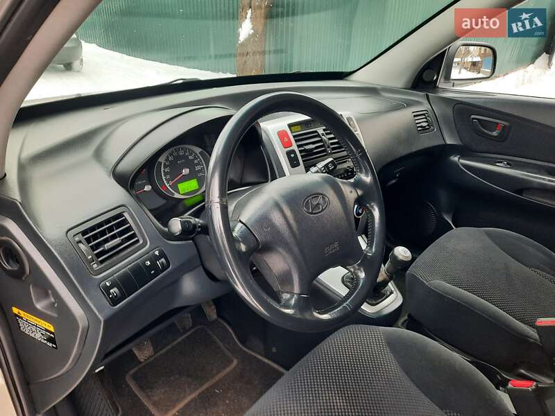Позашляховик / Кросовер Hyundai Tucson 2006 в Полтаві