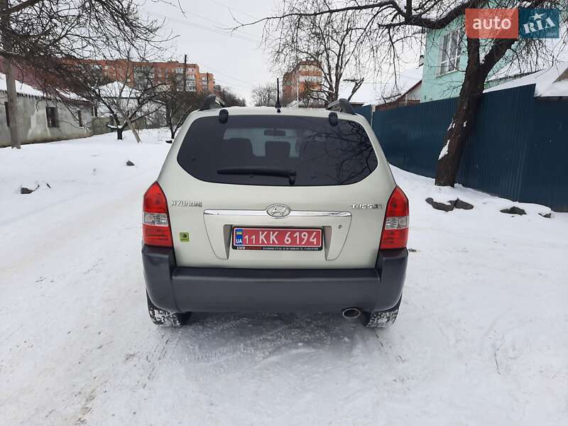 Позашляховик / Кросовер Hyundai Tucson 2006 в Полтаві