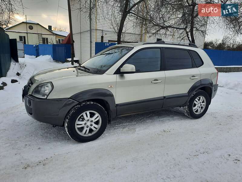 Позашляховик / Кросовер Hyundai Tucson 2006 в Полтаві