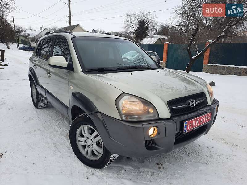 Позашляховик / Кросовер Hyundai Tucson 2006 в Полтаві