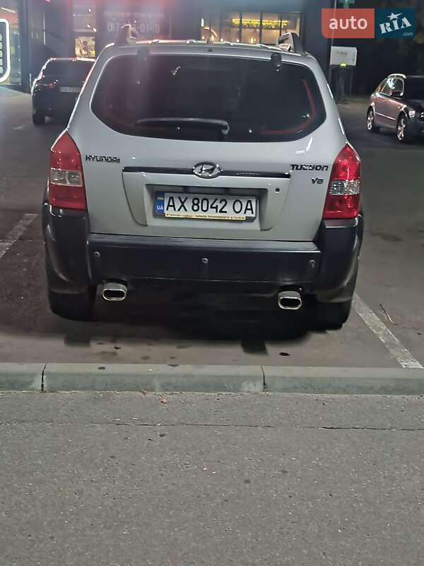 Позашляховик / Кросовер Hyundai Tucson 2008 в Краснограді